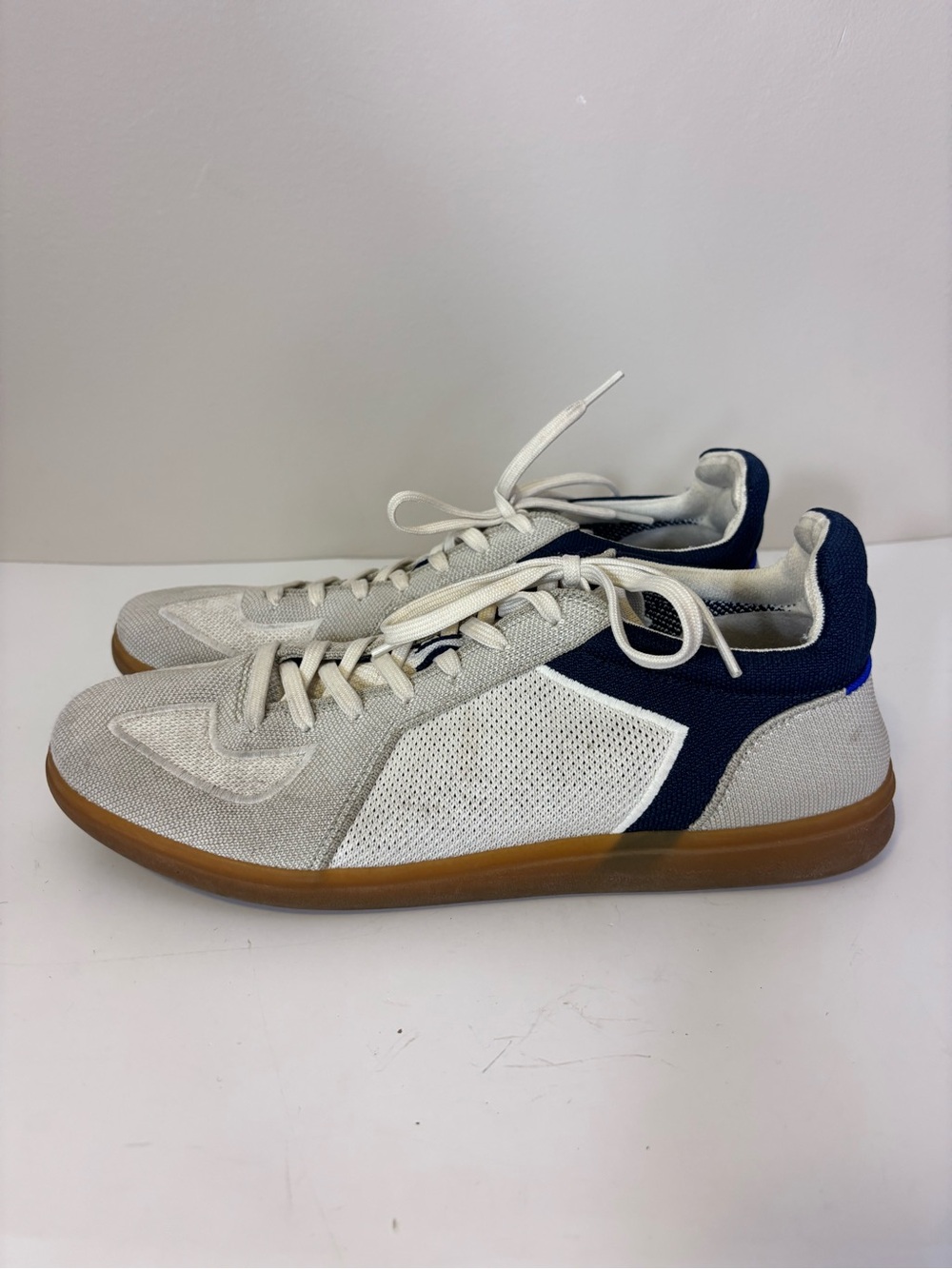 Rothy's Men's Knit Athletic Sneakers in White, Navy and Grey Size 12